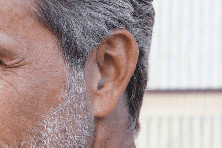 Oticon_More_miniRITE_R_C091SilverGrey_F45_Earshot_PMA_8917_Original file